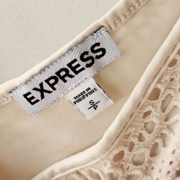 Express Set of Two Lacy Cami Tanks | Crochet | Size Small | Lined | Y2K - Picture 7 of 13